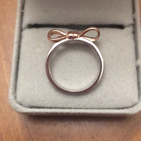 STERLING SILVER AND ROSE GOLD PLATED BOW RING - Picture 2 of 5